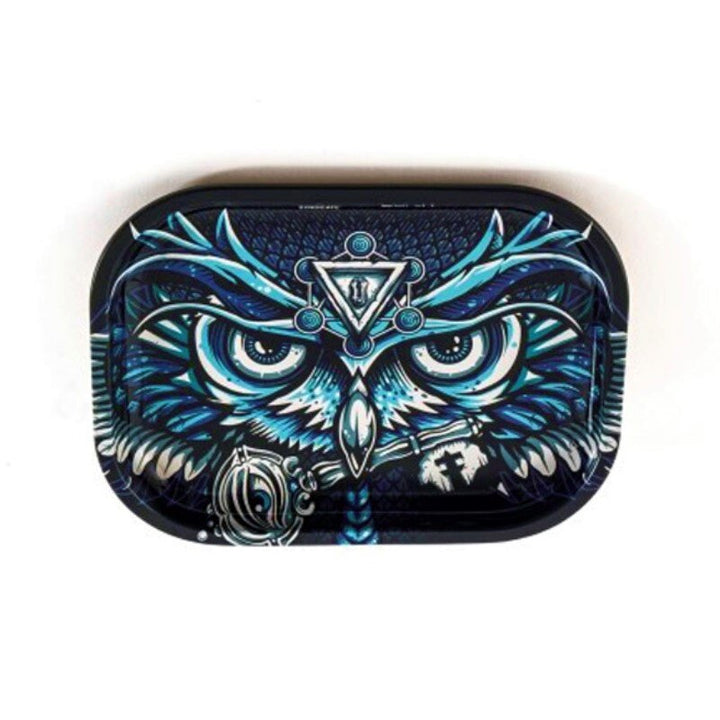 V Syndicate Rolling Tray mit detailliertem blauem Eulen-Motiv auf schwarzer Metallschale