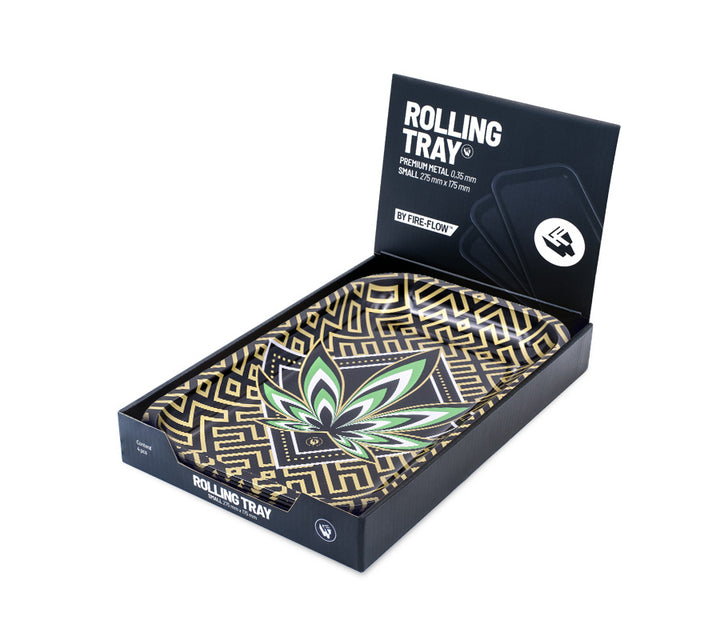 FireFlow Rolling Tray Leaves 34 im schwarzen Display Karton mit Blick auf das Goldmuster