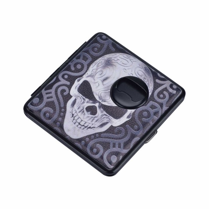 20er Zigarettenetui mit Totenkopf und Flaschenöffner