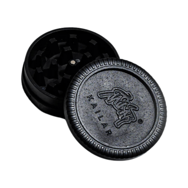Kailar Grinder aus Hanfplastik in Schwarz