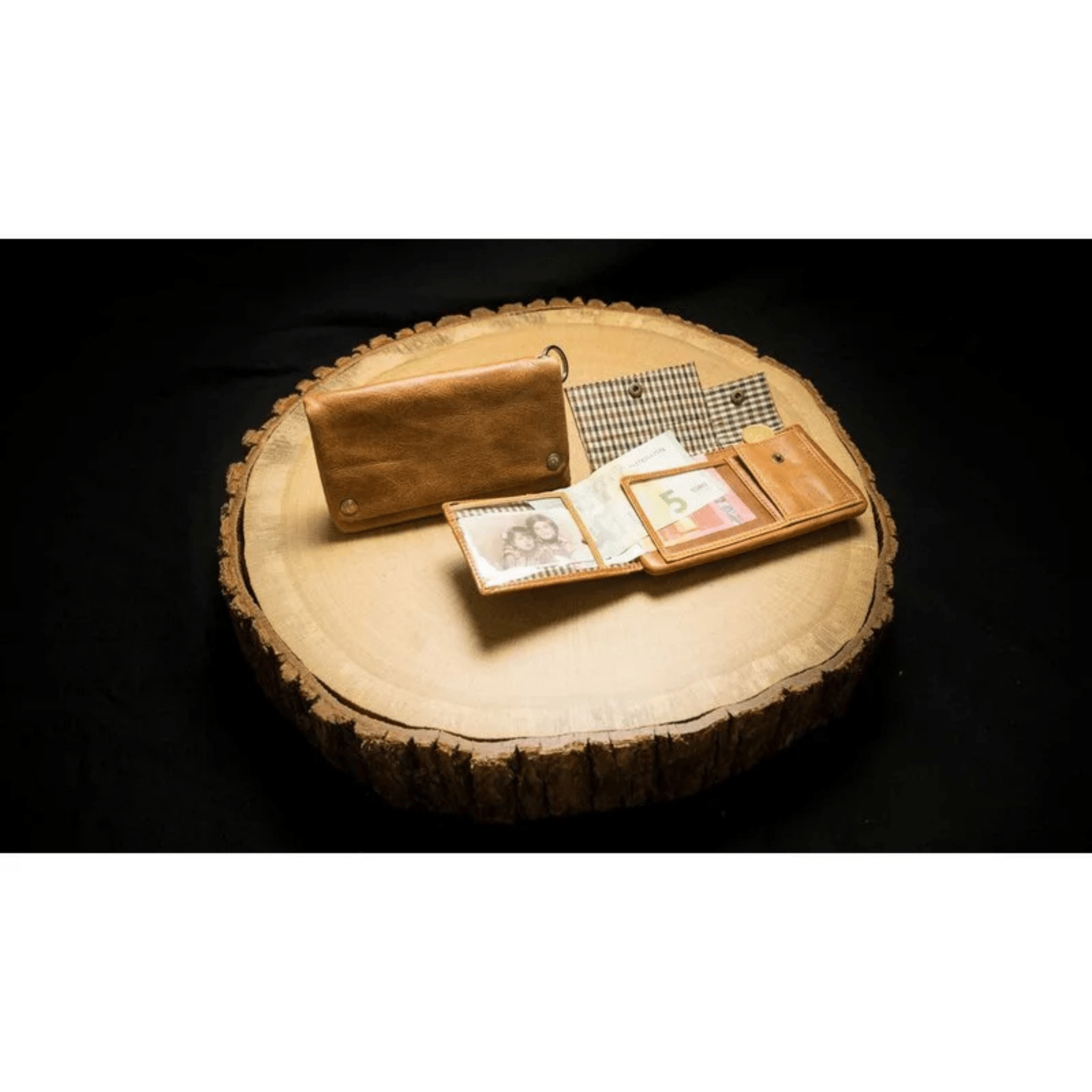 Kavatza Tabak Portemonnaie Small Tabba Cognac aus Rindsleder