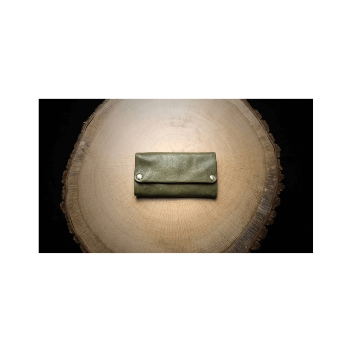 Kavatza Tabaktasche Jade Green aus grünem Kuhleder