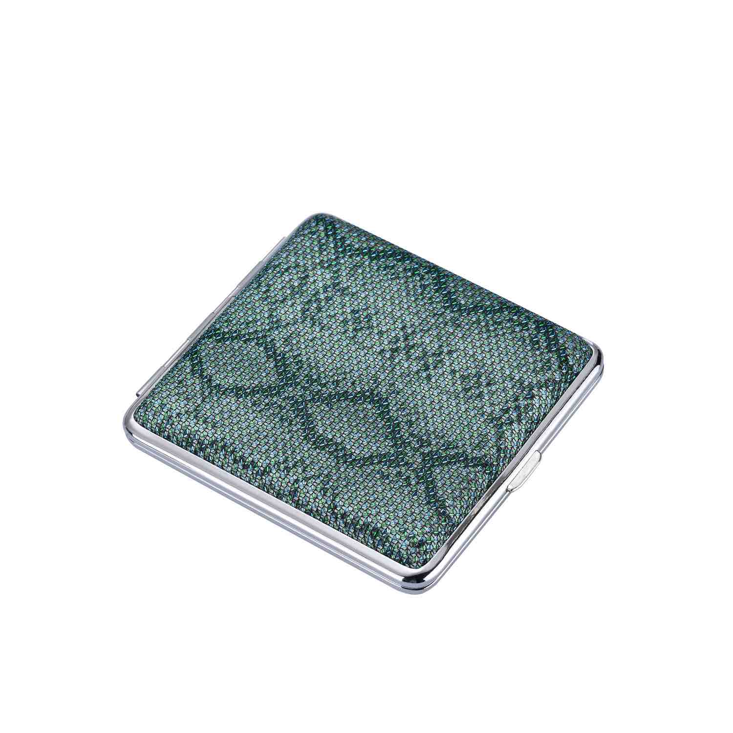 Detailaufnahme Pythonstyle Schlangenleder-Look am Metall-Etui