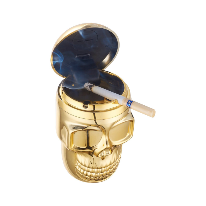 Metallic Skull Auto Aschenbecher mit LED Beleuchtung offen mit Rauch