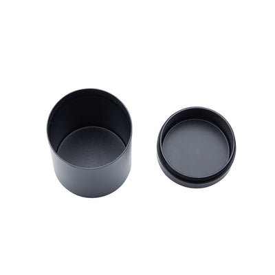 Geöffnete Champ High Alu Stash Tube in Schwarz