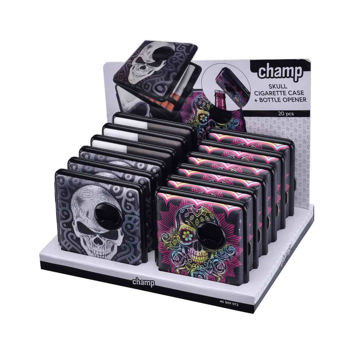 Display-Box mit 12 Totenkopf Zigarettenetuis mit Flaschenöffner
