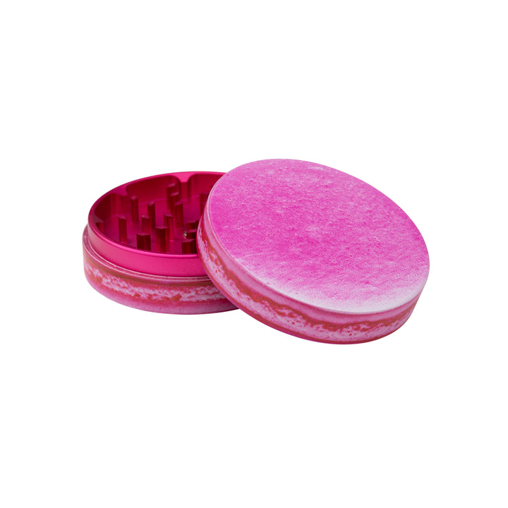 V Syndicate Dine-In Grinder Macaroon Raspberry, 2-teilig, 63 mm – Kräutermühle