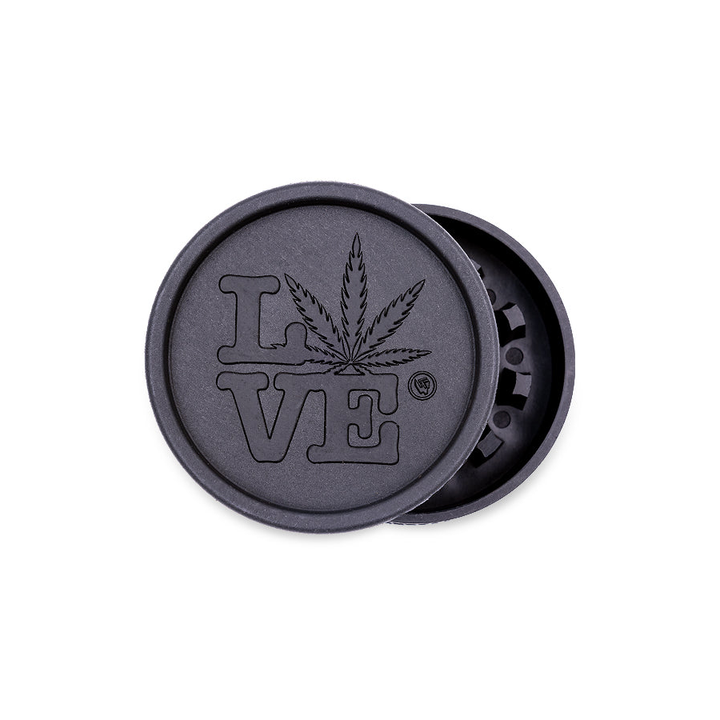 Schwarzer FireFlow Hemp Grinder mit Love Motiv und Hanfblatt, Deckel versetzt