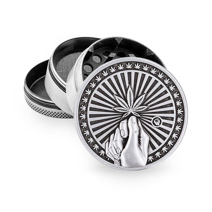 FireFlow Metall-Grinder Hope silber 4-teilig geöffnet mit Hand- und Hanfblatt-Praegung