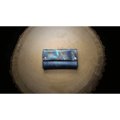 Kavatza Tabaktasche PU Peacock Blue, geschlossen von vorne