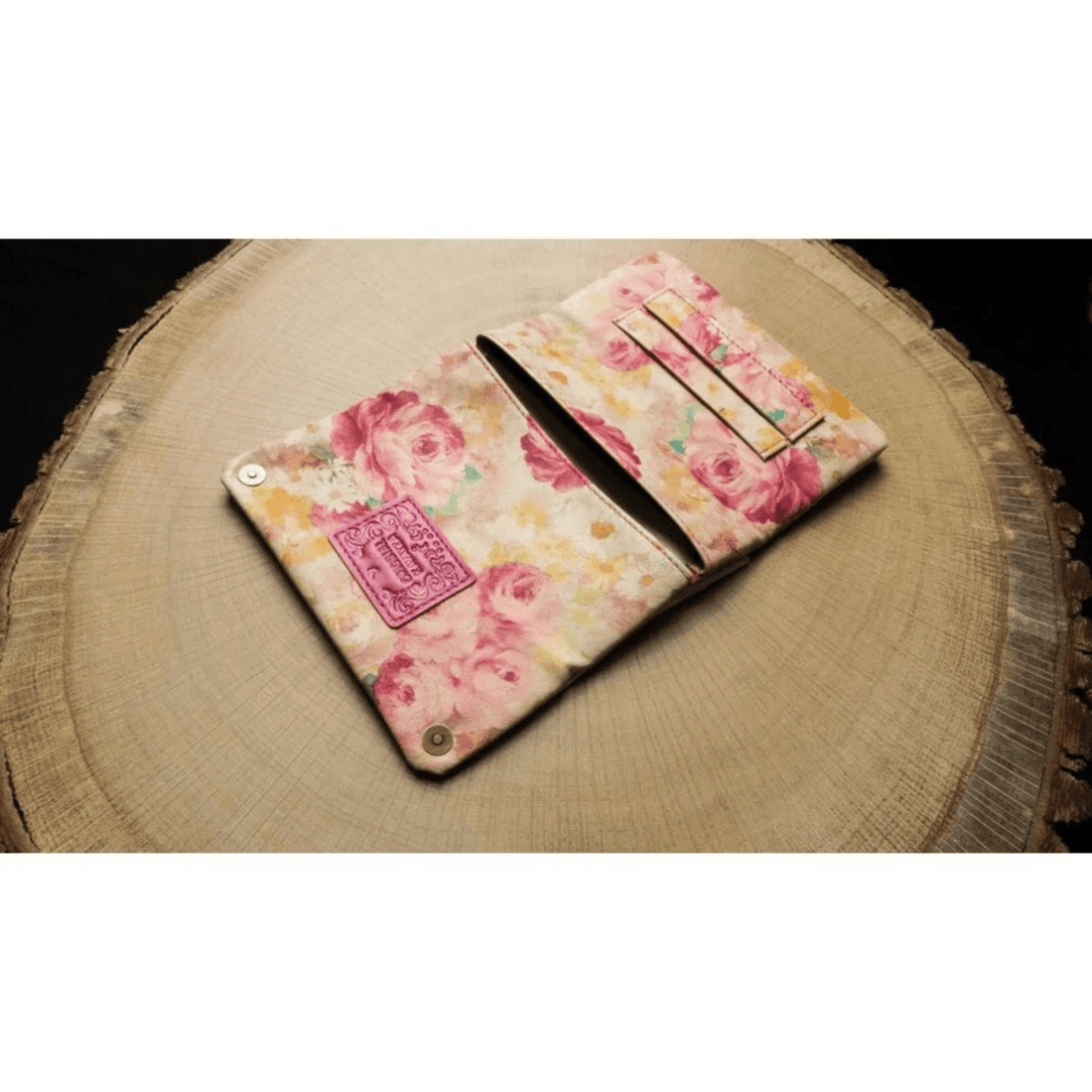 Kavatza - Tabaktasche (PU) SUMMERFLOWER - Rose kaufen bei rauchwerk.ch