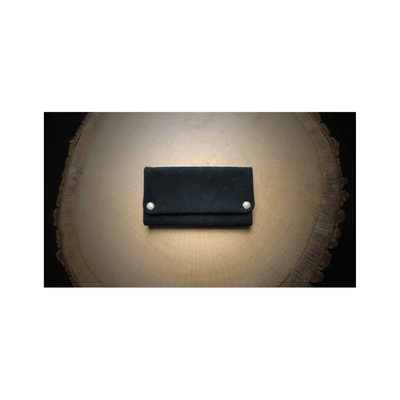 Kavatza Tabaktasche Manouso Black aus schwarzem Kuhleder