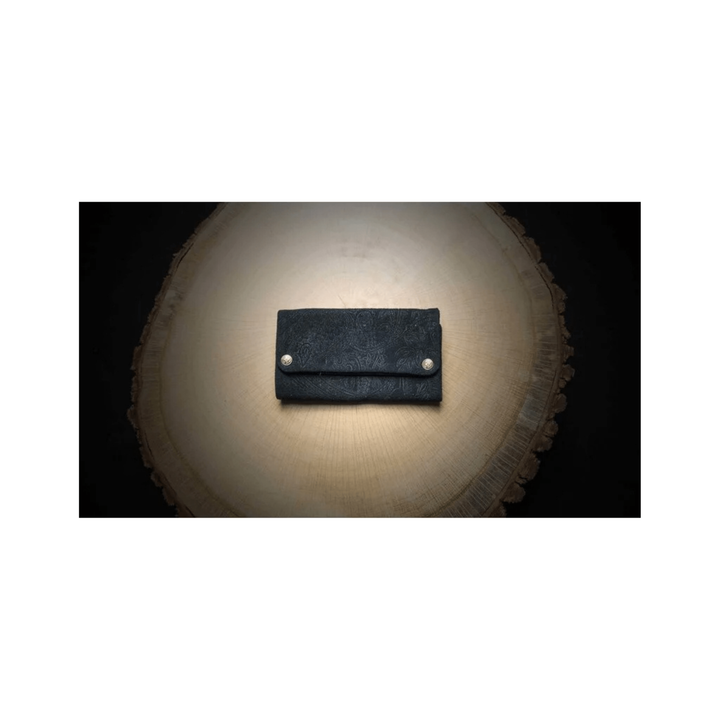 Kavatza Tabaktasche Suede Ethnic Black aus schwarzem Leder