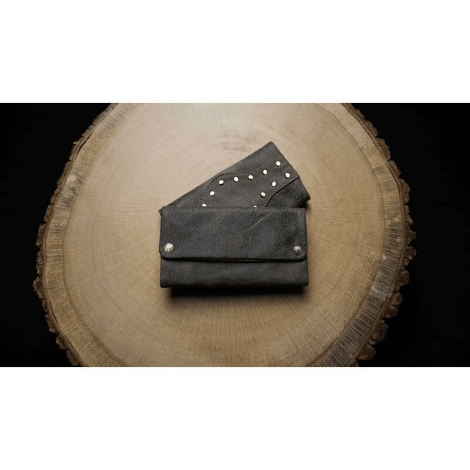 Kavatza Tabaktasche Wild Thing Grey Brown aus Kuhleder