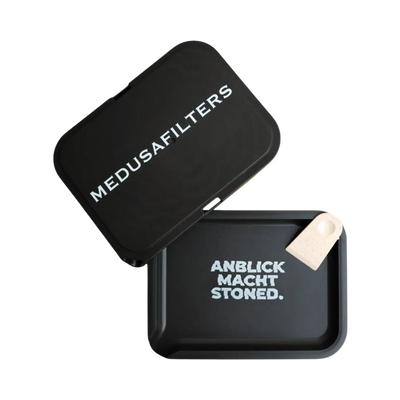 Deckel und Mini-Spatel vom Organic Tray Kit