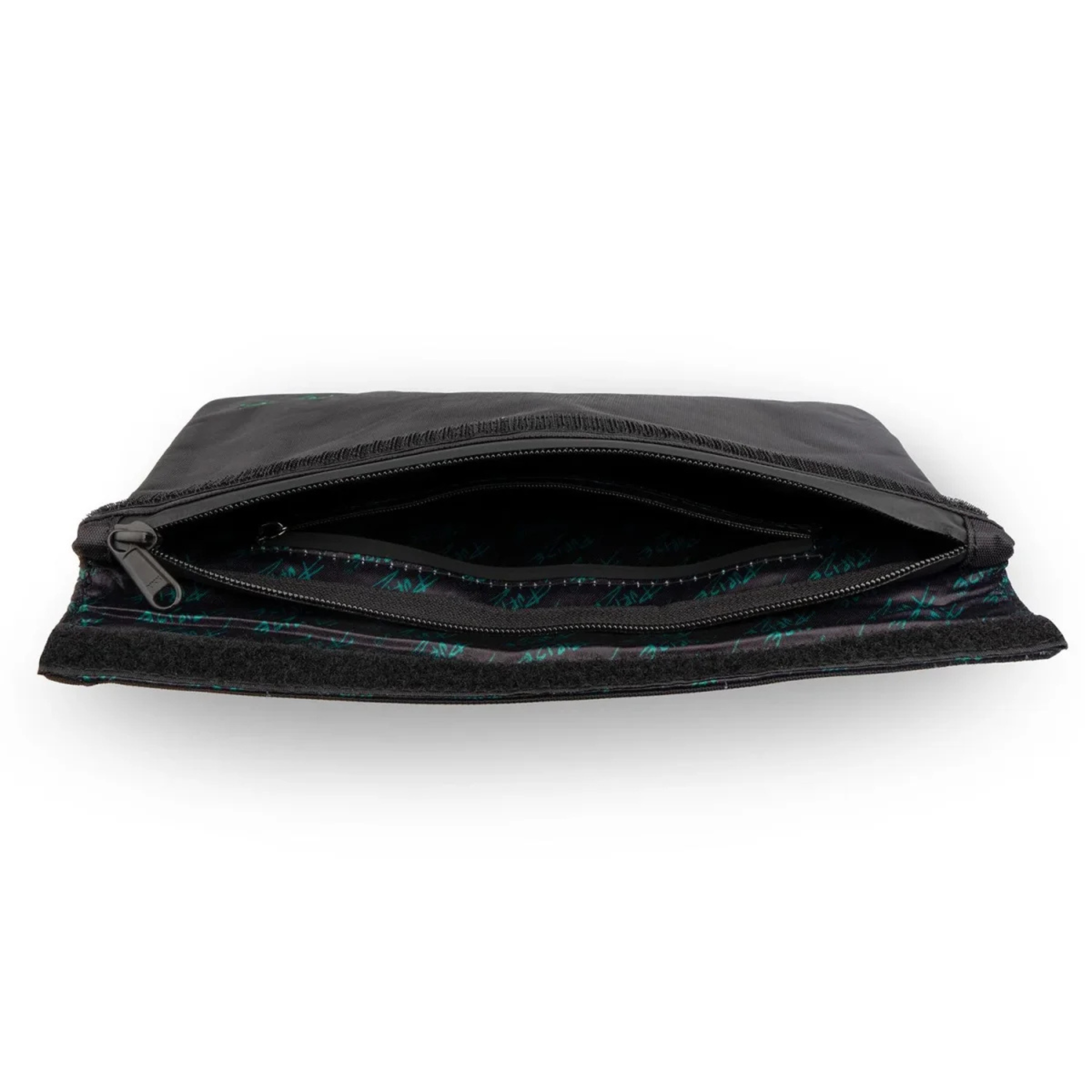 PURIZE Aktivkohletasche M Black Display mit mehreren Taschen