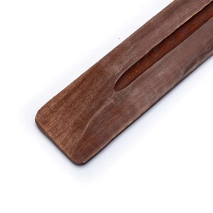 Detail der Ascherinne am Holz Räucherstäbchenhalter Natur