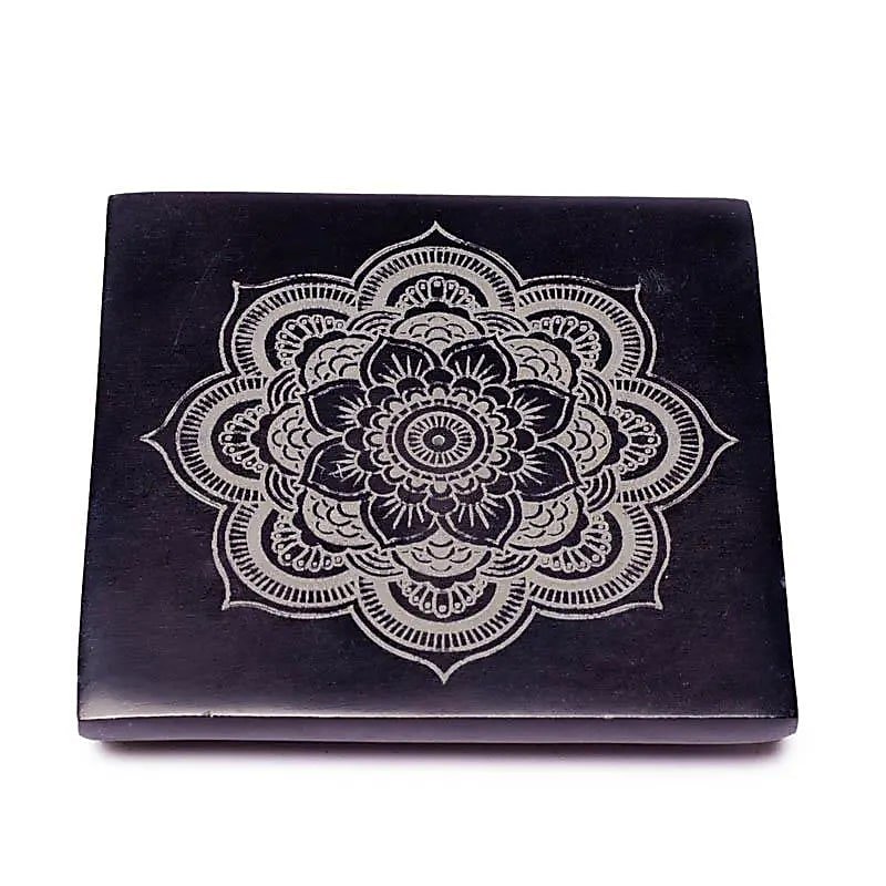 Räucherstäbchenhalter - Speckstein viereckig - Mandala Blume kaufen bei rauchwerk.ch