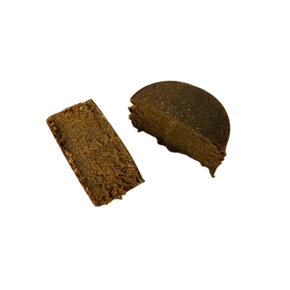 Detailansicht des goldenen Wild Wild Hash Golden Lebanese CBD Hasch 15g